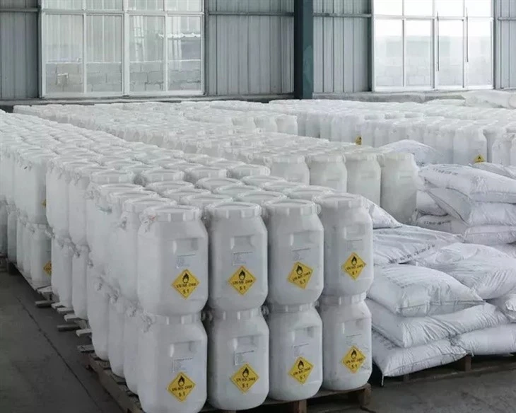 High Quality 90% Chlorine Containing Disinfectant TCCA For Disinfection Of Hospital Fish Pond Printing And Dyeing Industry