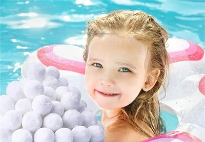 Boules de fibres blanches réutilisables pour une piscine parfaite
