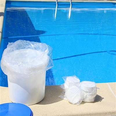 Piscine Acide trichloroisocyanurique 90 % TCCA poudre/granule 8-30maille/comprimé TCCA 90 %